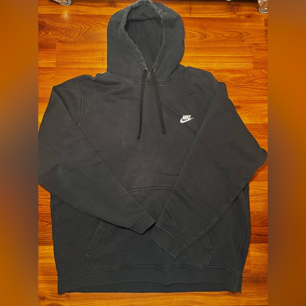 Nike Men’s Black Hoodie